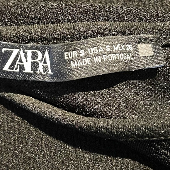 Zara Black Shift Dress With Puff Printed Floral design 🖤 - Picture 7 of 10